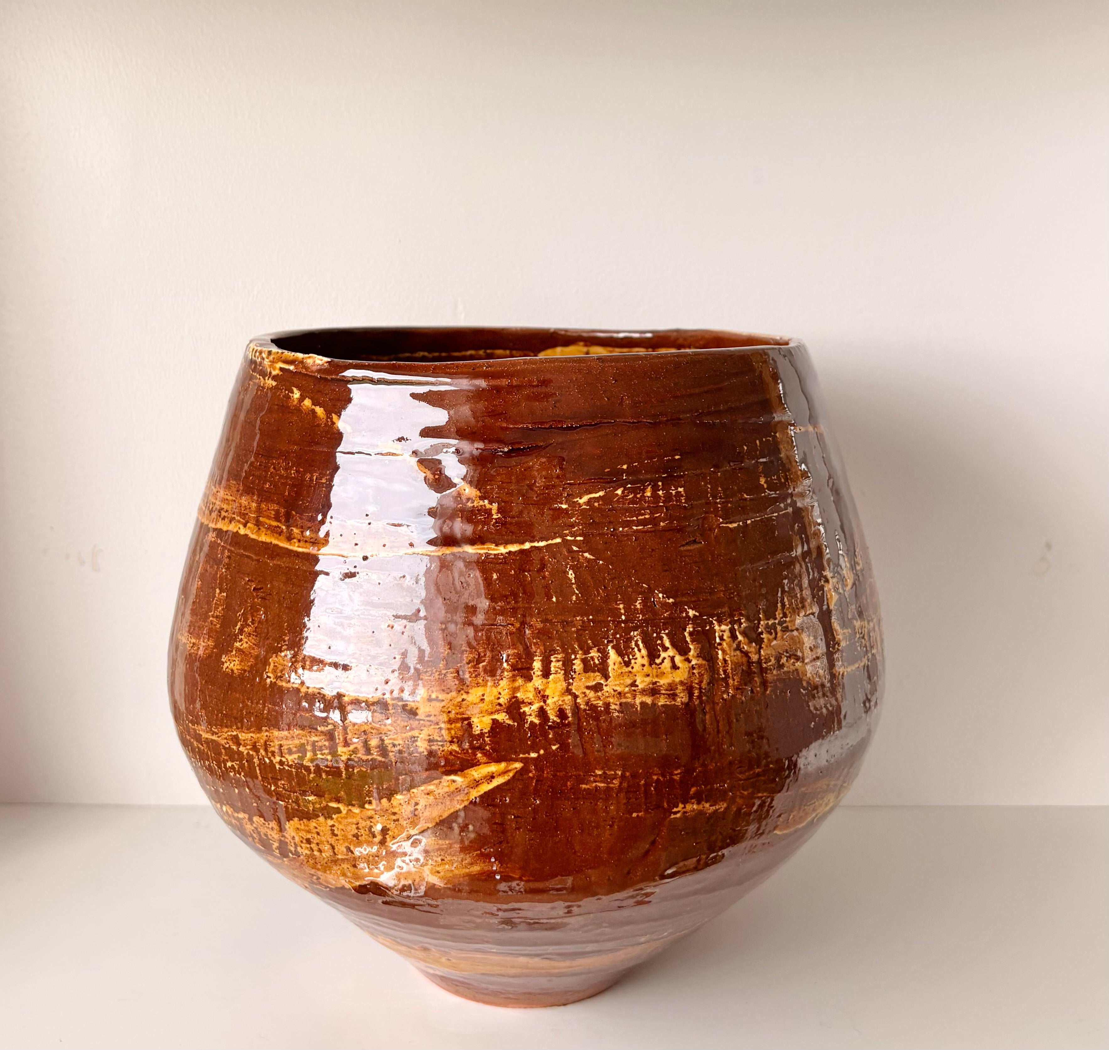 Large Decorative Pot in Warm Brown & Honey Glaze